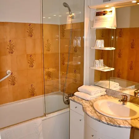 Le Provence 3*
